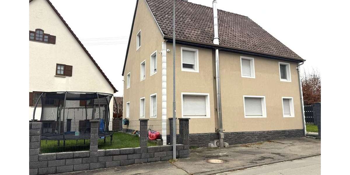 Einfamilienhaus Schemmerhofen - 8 Zimmer, 196 m&sup2;, 430.000&euro; | Angebot:24222366