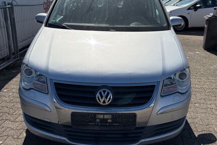 VW Touran 290.000 km 1.600 &euro; Neu-Ulm 89231