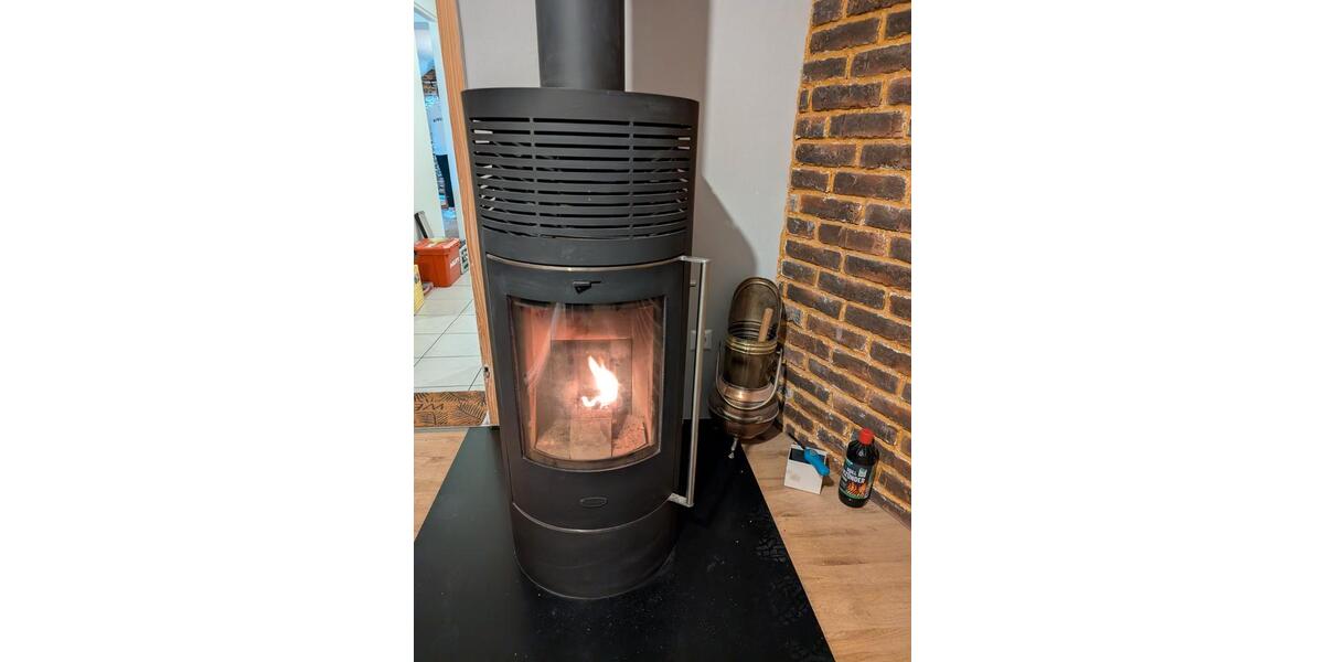 Dachgeschoßwohnung Laichingen - 3.5 Zimmer, 81 m&sup2;, 1.300&euro; | Angebot:26262611