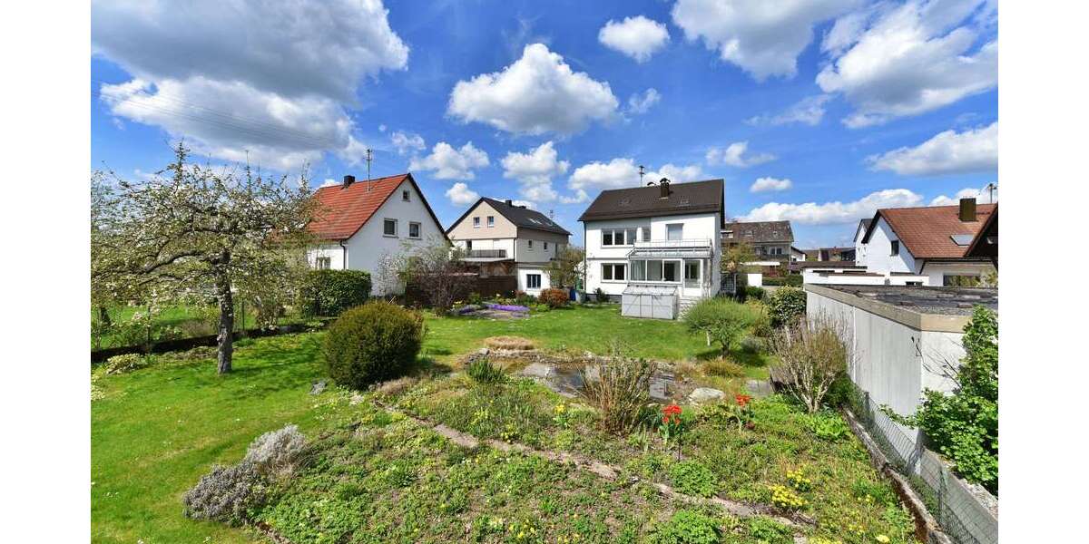 Einfamilienhaus Vöhringen - 11 Zimmer, 266 m&sup2;, 629.000&euro; | Angebot:26351613