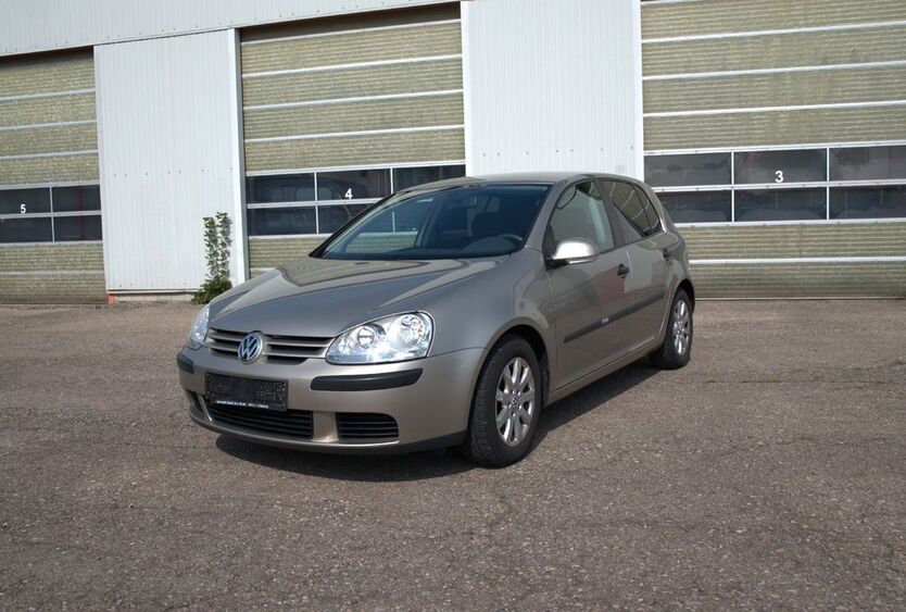 VW Golf 108.989 km 5.000 € Bellenberg 89287