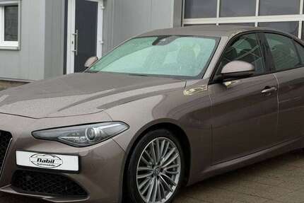 Alfa Romeo Giulia 217.000 km 11.990 &euro; Elchingen 89275
