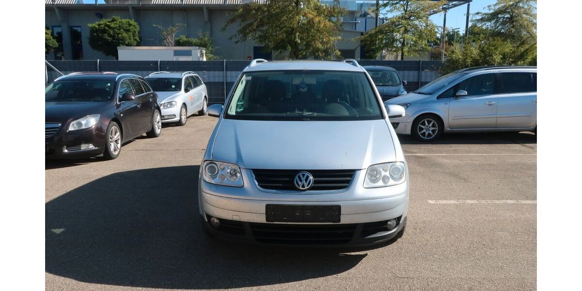 VW Touran 293.343 km 1.400 &euro; Laupheim 88471
