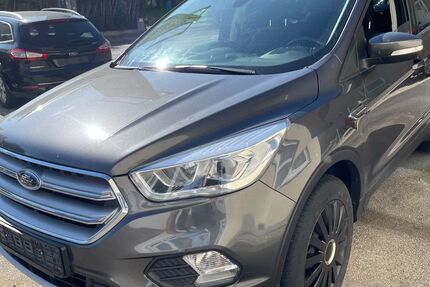 Ford Kuga 186.000 km 6.890 &euro; Ichenhausen-Hochwang 89335