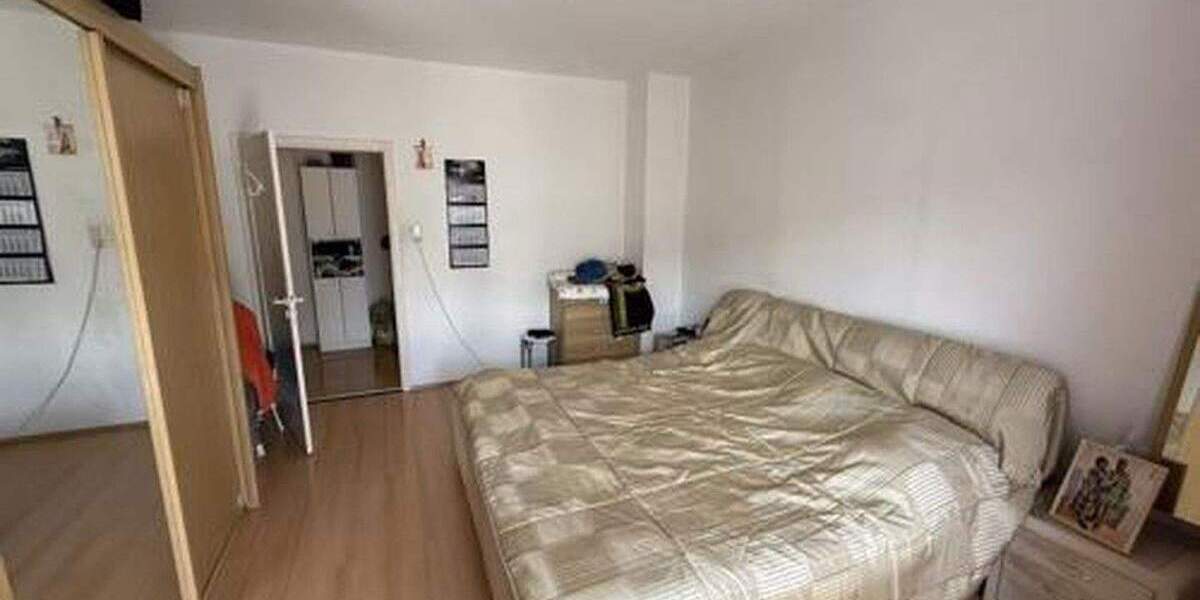 Große 3,5-Zi.-Wohnung in Ulm - 105 m², Balkon, Stellplatz, privat 3 zimmer