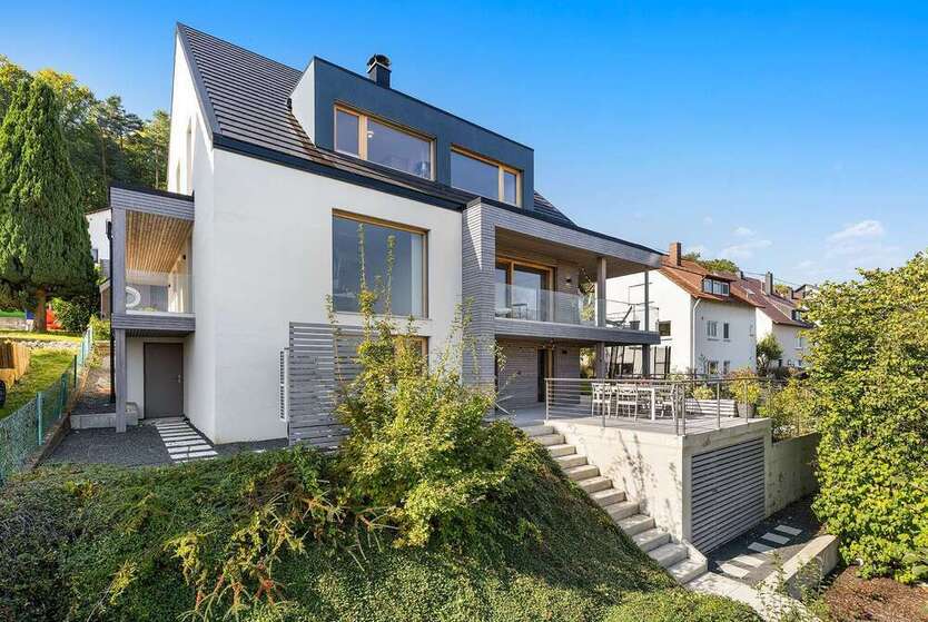 Haus zum Kaufen in Blaustein 1.390.000 € 246 m²