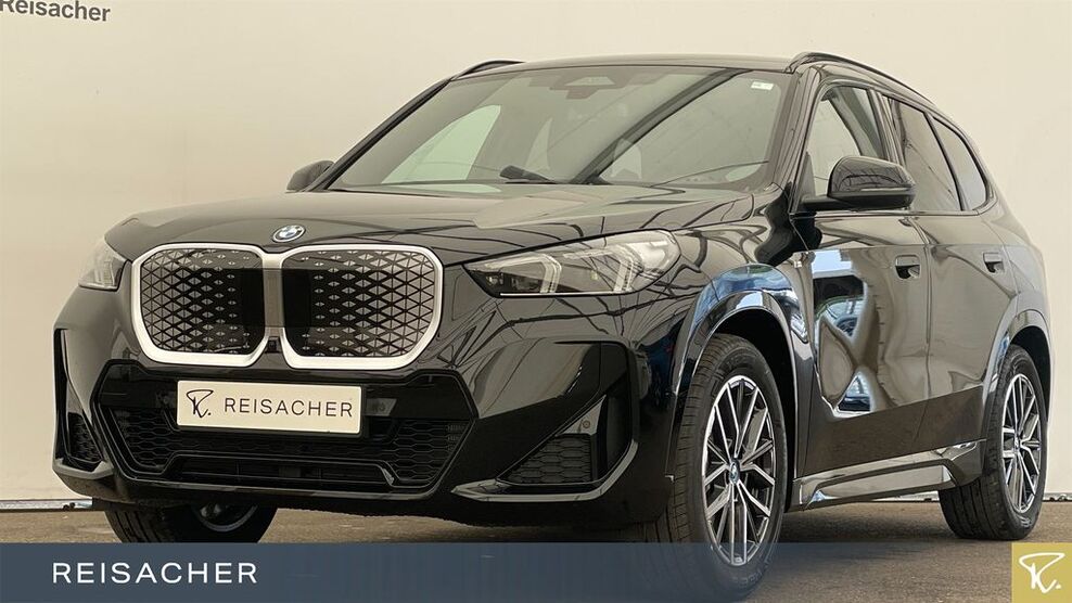 BMW iX1 3.874 km 54.495 € Ulm 89077