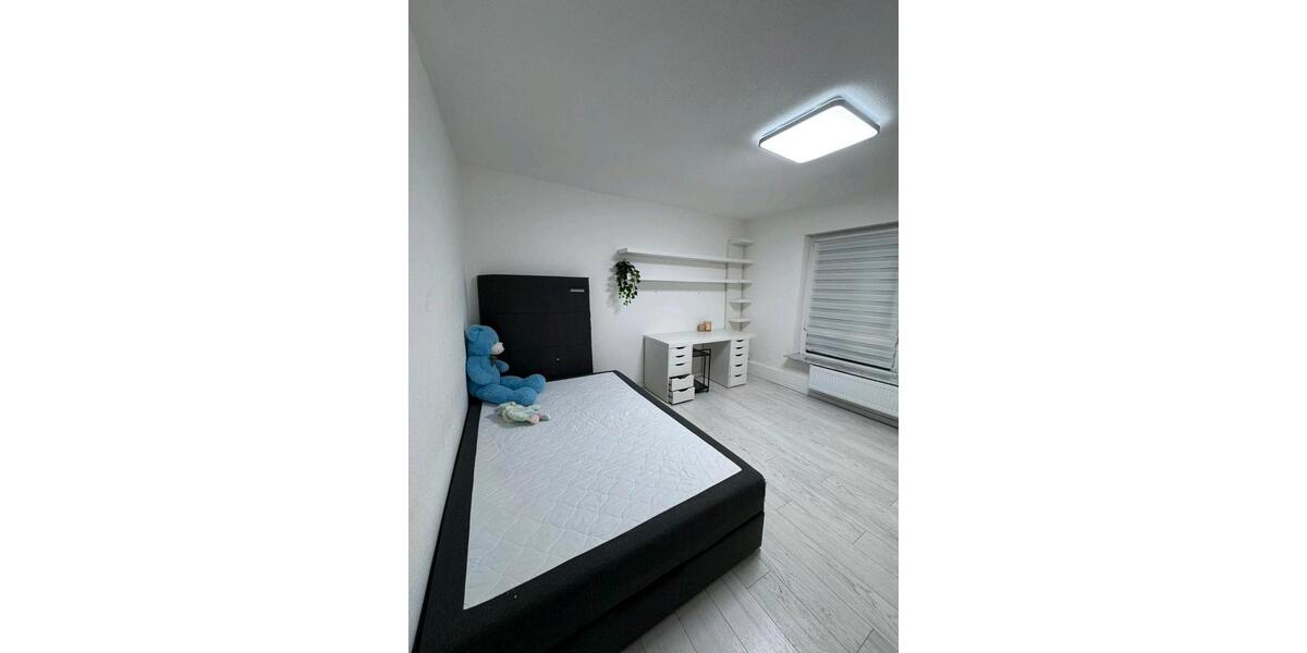 Erdgeschoßwohnung Günzburg - 4 Zimmer, 86 m&sup2;, 1.250&euro; | Angebot:26036090