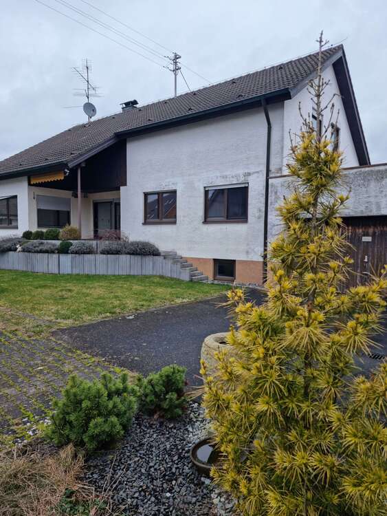 Haus zum Mieten in Gerstetten-Heuchlingen 1.200 € 120 m² 5.5 zimmer