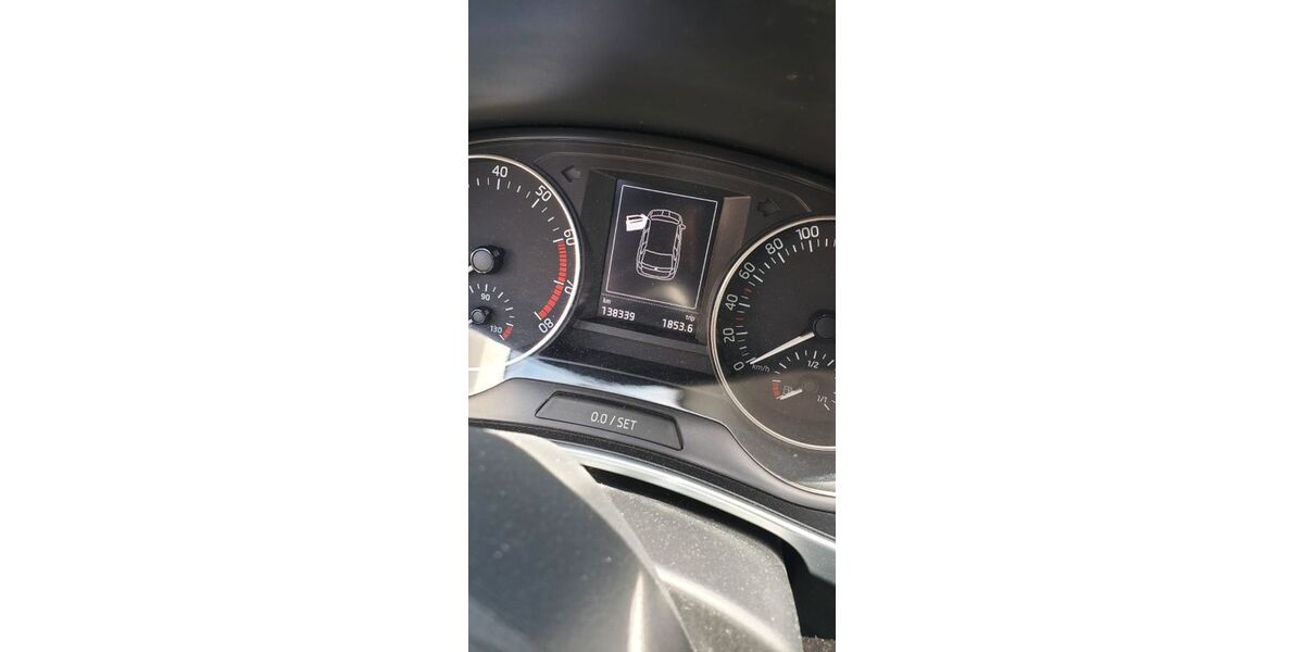 Skoda Fabia 138.339 km 6.300 &euro; Ulm 89077