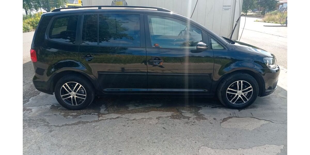 VW Touran 126.200 km 8.499 &euro; Günzburg 89312