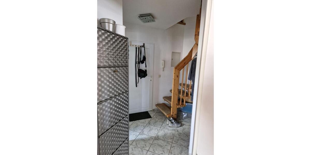 Provisionsfrei* Charmante 3 Zimmer Maisonette Dachgeschosswohnung mit Balkon & TG Stellplatz in Illertissen - Maisonettenwohnung Illertissen | Angebot:26594410