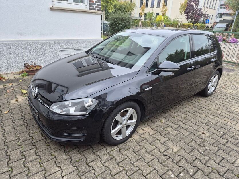 VW Golf 119.565 km 9.900 € Langenau 89129