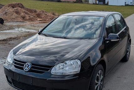 VW Golf 185.570 km 3.200 &euro; Laupheim 88471