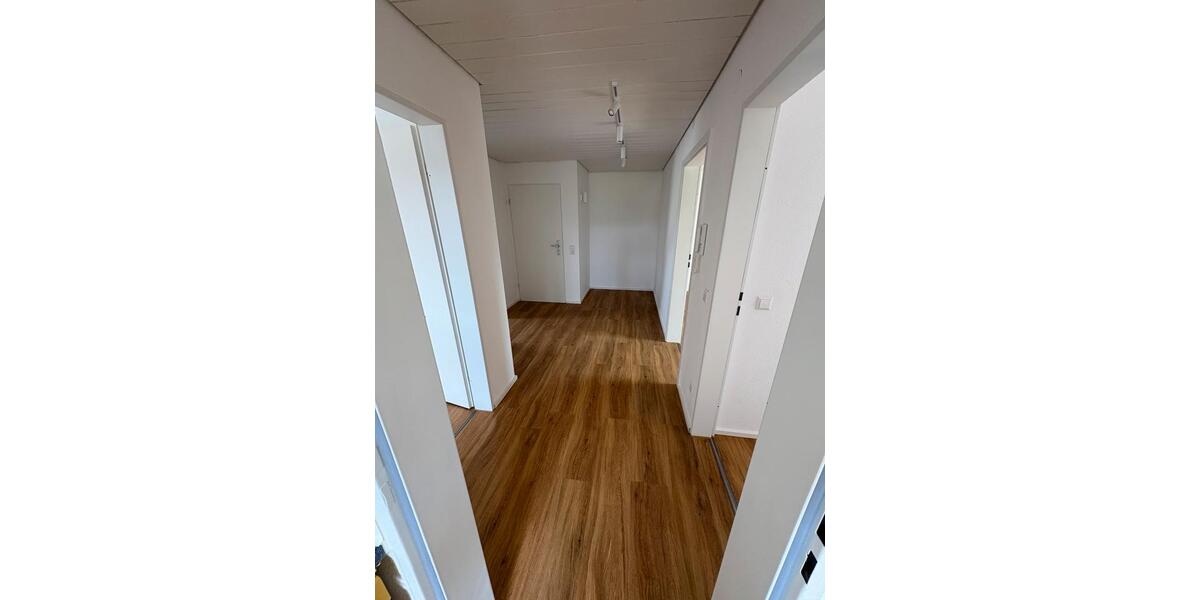 Dachgeschoßwohnung Nersingen - 3 Zimmer, 70 m&sup2;, 1.350&euro; | Angebot:24852159