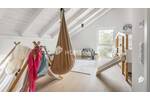 Modernes Mehrfamilienhaus in Hanglage - Traumhaftes Wohnen mit Pool, Garten und Dachterrasse
