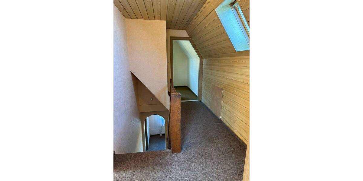 Wohnen & Arbeiten unter einem Dach I Top - Lage I sofort verfügbar I Ein- bzw. Zweifamilienhaus 7 zimmer