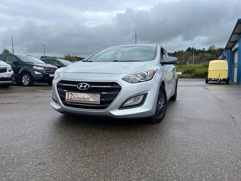 i30