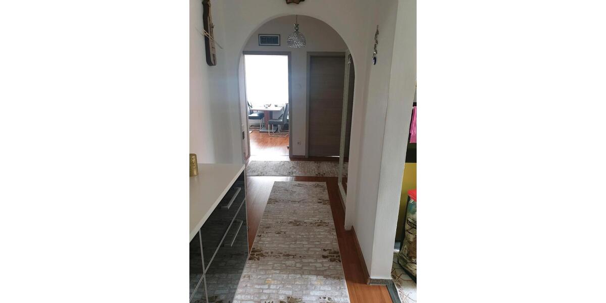 4 Zimmer Wohnung in Ulm StadtmitteBalkonEinbauküche85qm 4 zimmer