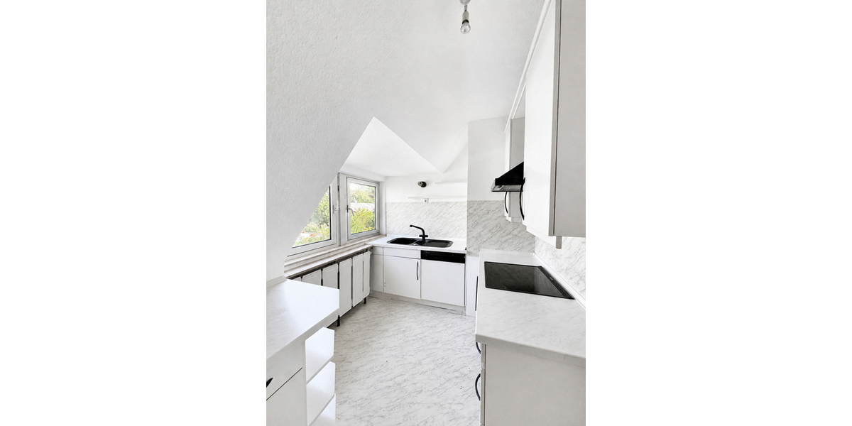 ab sofort verfügbar - Sanierungsbedürftige 3,5-Zimmer-Wohnung mit Ausbaupotenzial im Dachgeschoss - Dachgeschoßwohnung Ulm Obertalfingen | Angebot:27284711