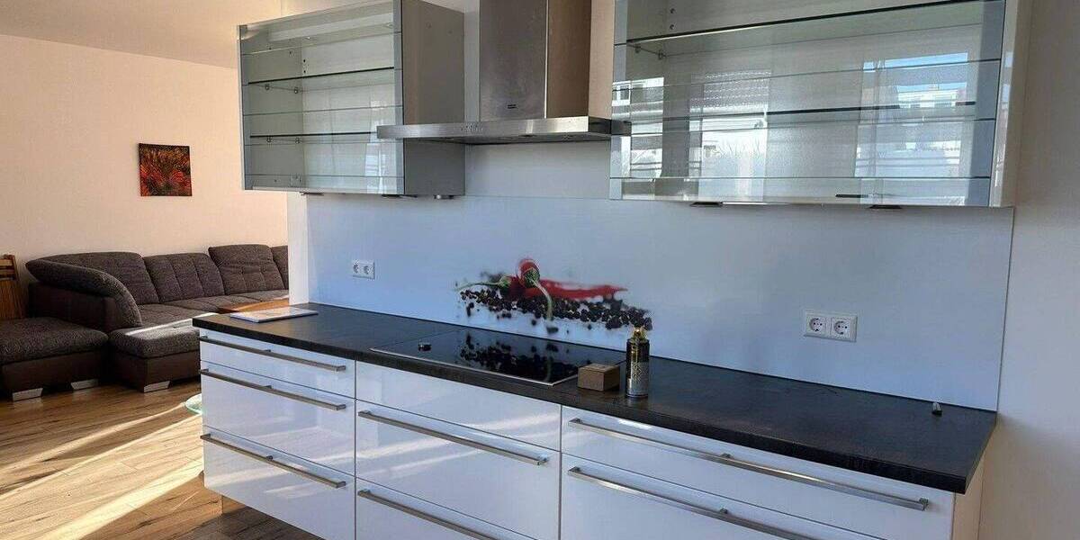 Wohnen & Arbeiten unter einem Dach I Top - Lage I sofort verfügbar I Ein- bzw. Zweifamilienhaus 7 zimmer