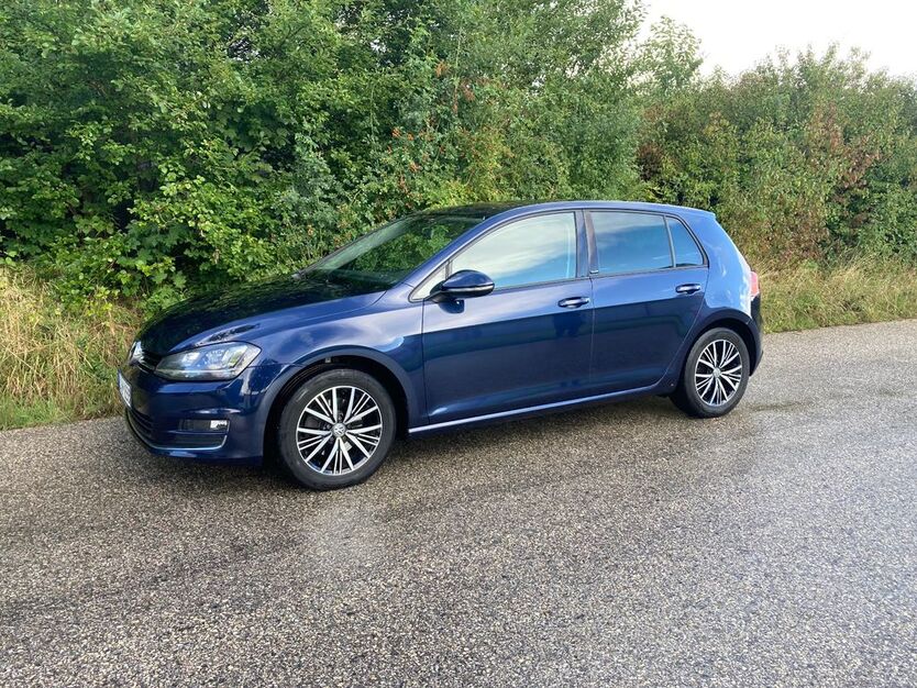 VW Golf 103.000 km 13.490 € Blaustein 89134