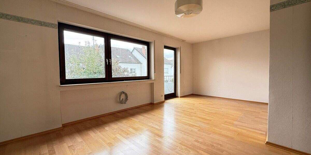 Reihenmittelhaus Pfaffenhofen an der Roth Pfaffenhofen - 5 Zimmer, 124 m&sup2;, 348.000&euro; | Angebot:25698722