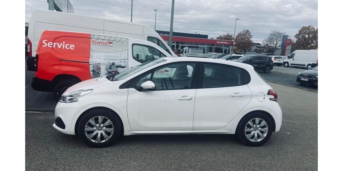 Peugeot 208 114.000 km 6.000 € Weißenhorn 89264