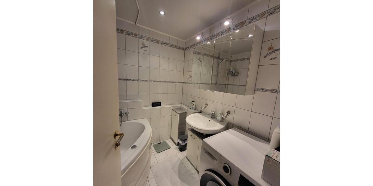 Etagenwohnung Neu-Ulm Ludwigsfeld - 3 Zimmer, 86 m&sup2;, 1.500&euro; | Angebot:25144645