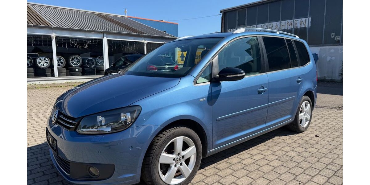 VW Touran 211.336 km 5.399 &euro; Ulm 89079