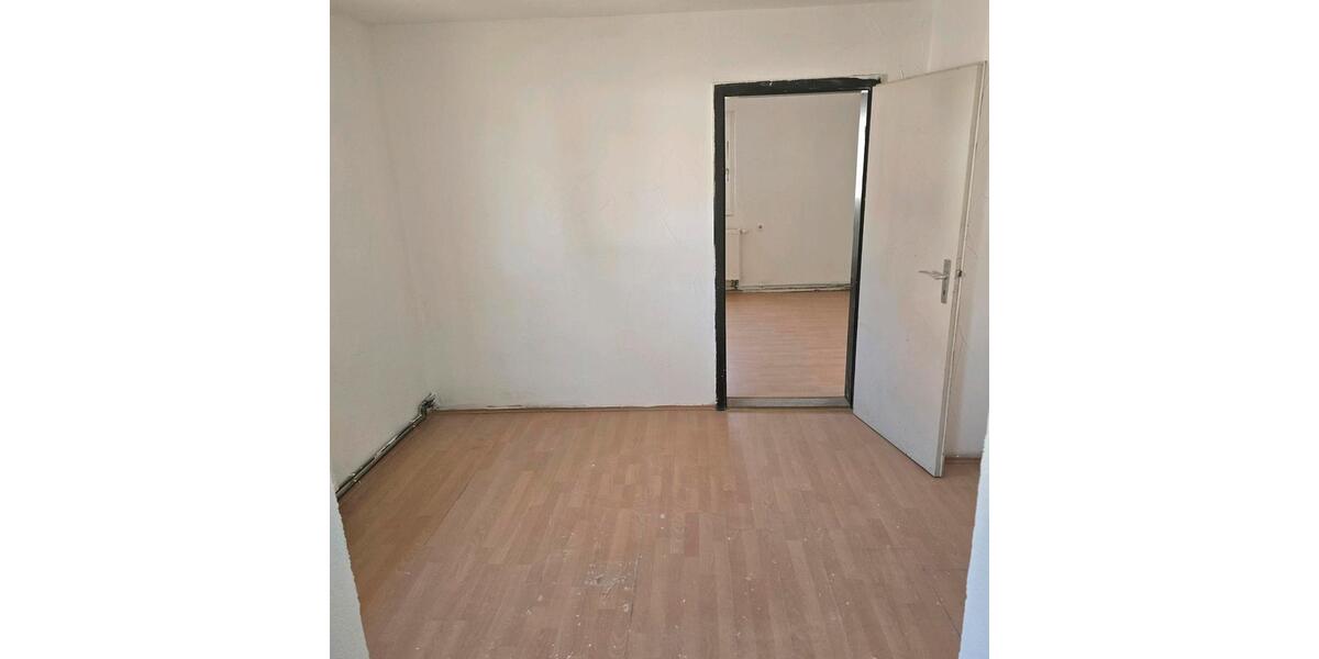 Etagenwohnung Lonsee - 6 Zimmer, 140 m&sup2;, 1.300&euro; | Angebot:26665993