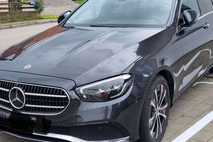 Mercedes-Benz E 300 87.000 km 32.900 &euro; Buch 89290