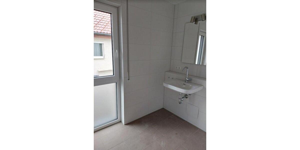 Etagenwohnung Laichingen - 3.5 Zimmer, 78 m&sup2;, 890&euro; | Angebot:26271090