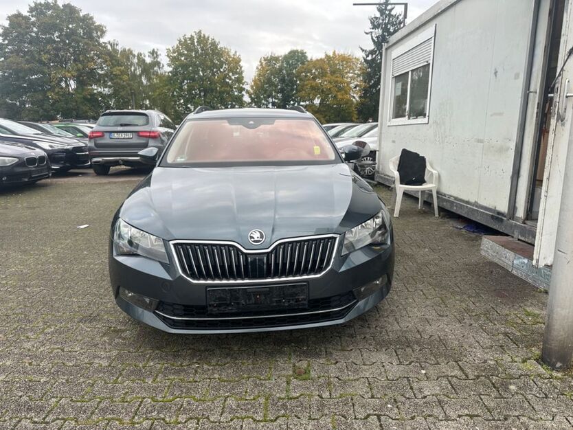 Skoda Superb 191.000 km 14.999 € Neu-Ulm 89231