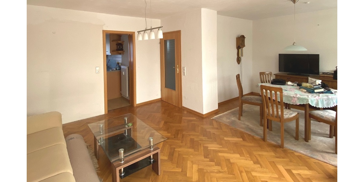 Neu-Ulm: Modernisiertes Mehrfamilienhaus (DHH) mit idyllischem Garten in Donau-Nähe - Mehrfamilienhaus, Wohnhaus Neu-Ulm / Offenhausen Offenhausen | Angebot:27082953