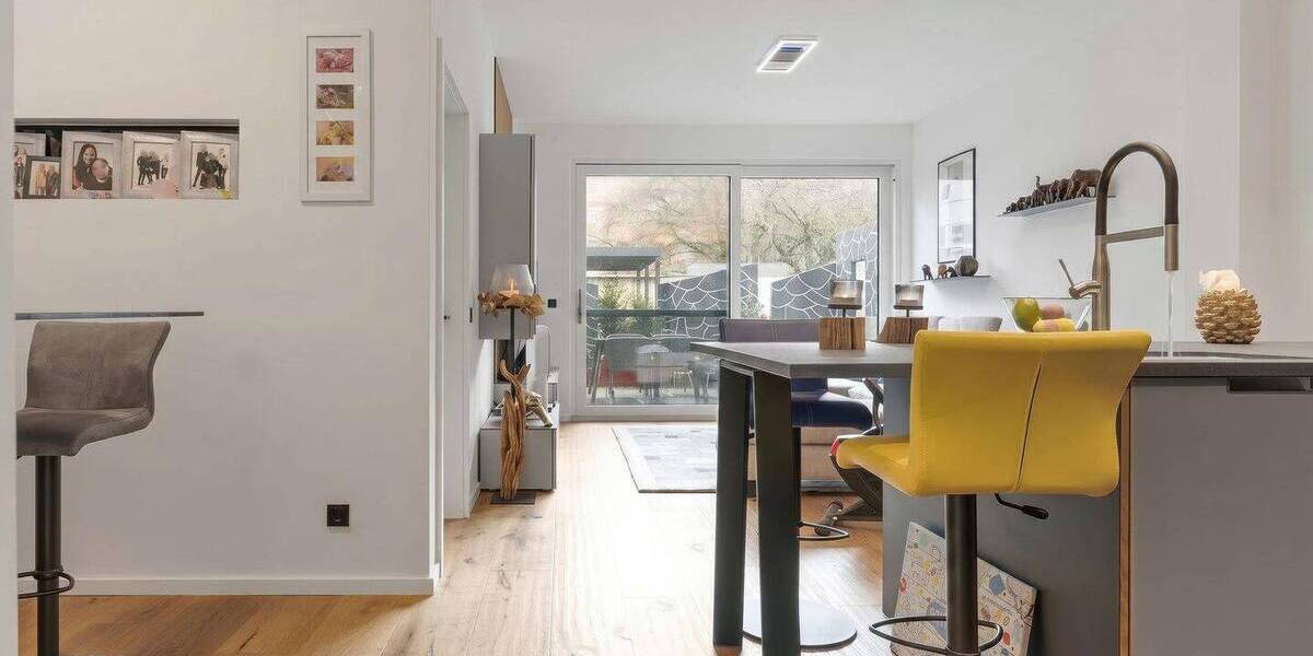 Etagenwohnung Neu-Ulm Stadtmitte - 4 Zimmer, 100 m&sup2;, 675.000&euro; | Angebot:26451894