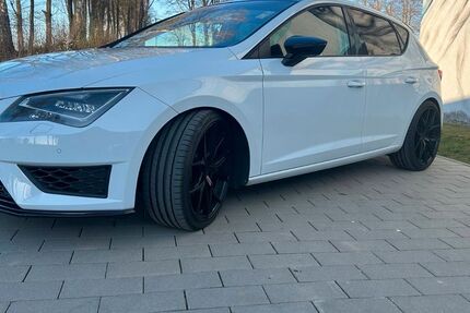 Seat Leon 158.477 km 10.900 &euro; Ulm 89075