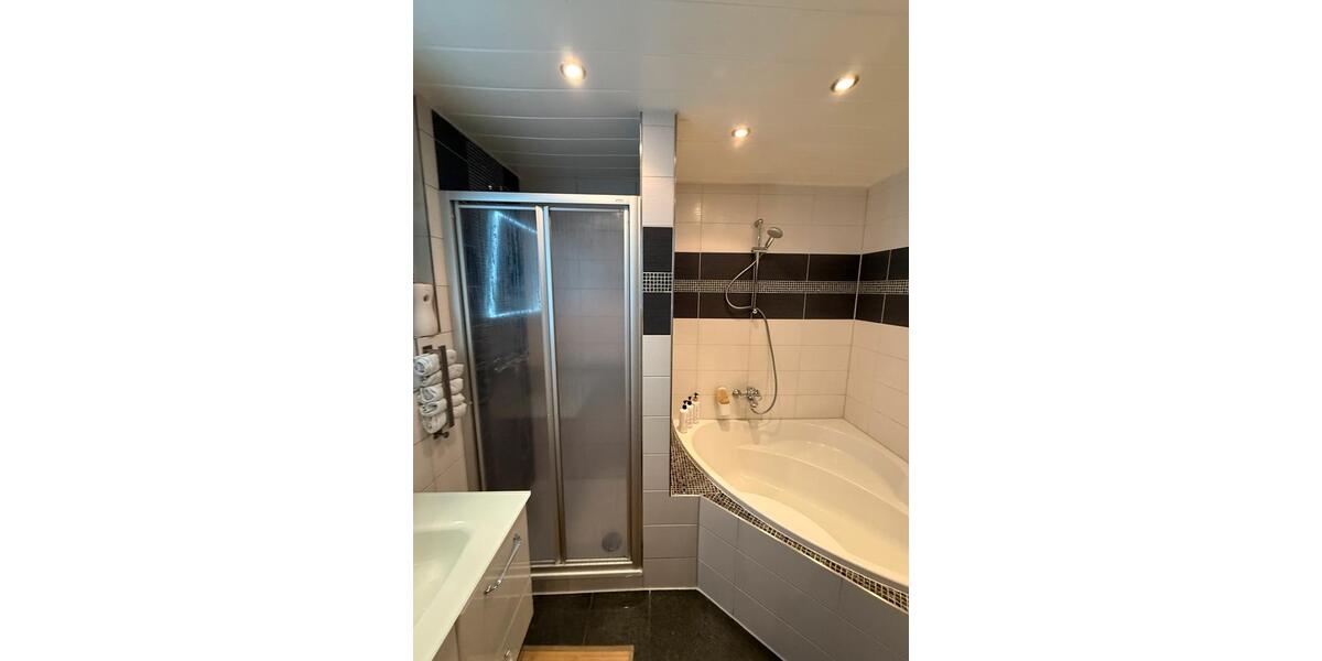 Etagenwohnung Neu-Ulm Ludwigsfeld - 3 Zimmer, 68 m&sup2;, 275.000&euro; | Angebot:26963207