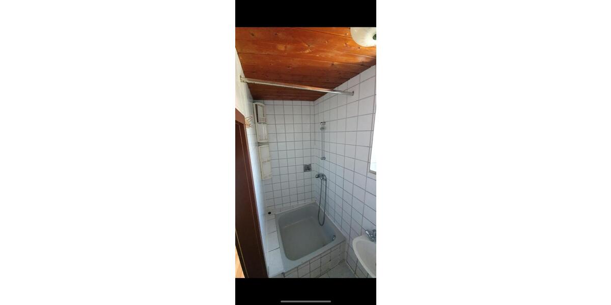 Etagenwohnung Ichenhausen - 3 Zimmer, 80 m&sup2;, 850&euro; | Angebot:26579855