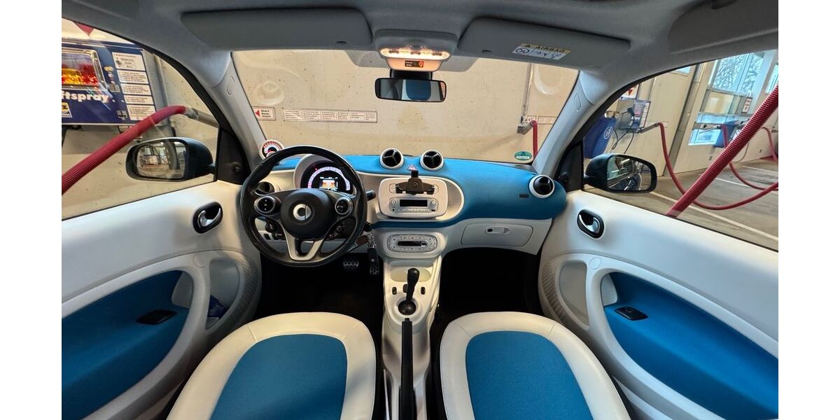 Smart ForTwo 38.500 km 10.950 &euro; Ulm 89077