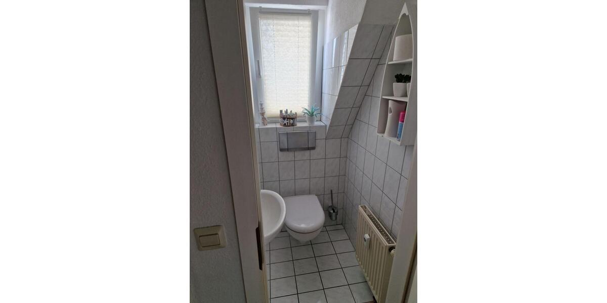 Provisionsfrei* Charmante 3 Zimmer Maisonette Dachgeschosswohnung mit Balkon & TG Stellplatz in Illertissen - Maisonettenwohnung Illertissen | Angebot:26594410
