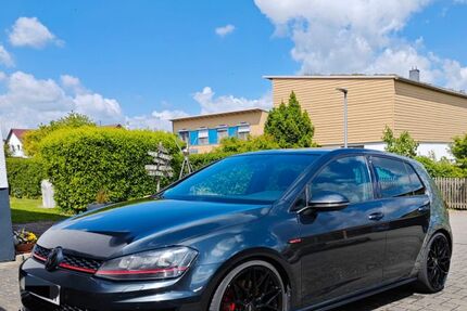 VW Golf 172.000 km 15.499 € Berghülen 89180