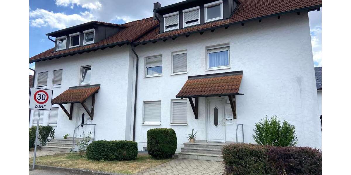Etagenwohnung Neu-Ulm Ulm - 3 Zimmer, 64 m&sup2;, 880&euro; | Angebot:27144908