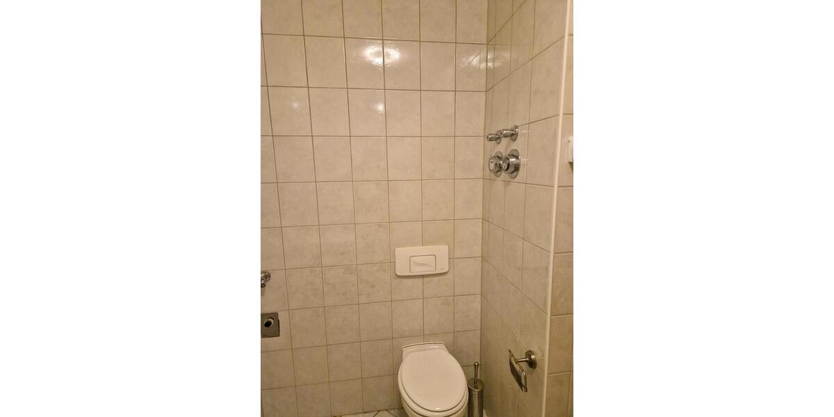 Etagenwohnung Illertissen - 1 Zimmer, 46 m&sup2;, 250&euro; | Angebot:24703612