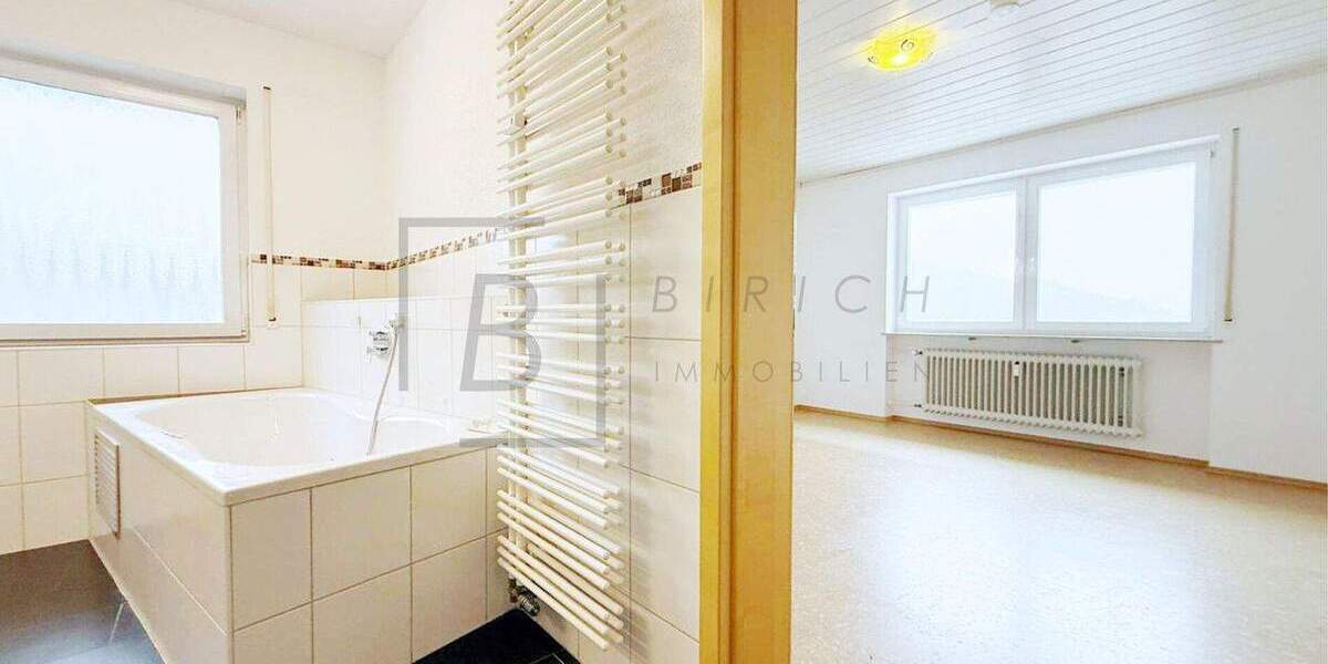 Mehrfamilienhaus, Wohnhaus Schelklingen - 6 Zimmer, 275 m&sup2;, 688.000&euro; | Angebot:25691191