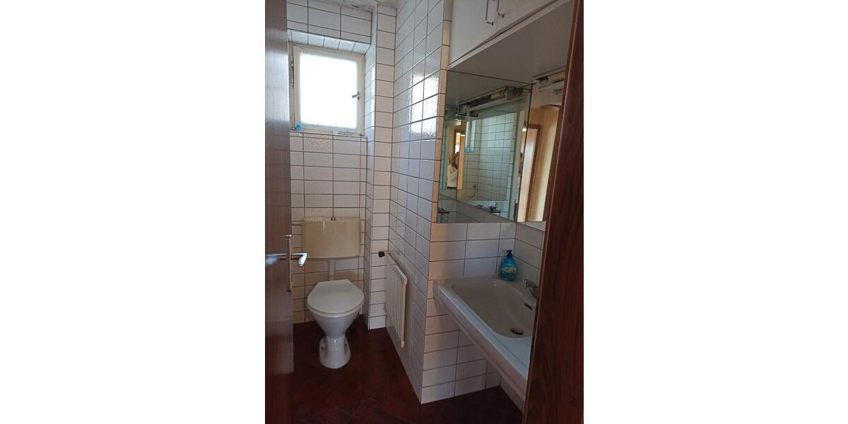Dachgeschoßwohnung Ulm Obertalfingen - 4 Zimmer, 120 m&sup2;, 1.850&euro; | Angebot:26698304