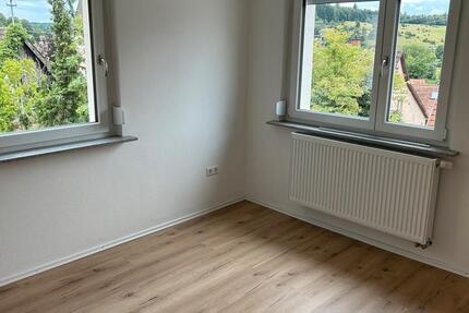 Einfamilienhaus zu vermieten- Erstbezug nach Sanierung zimmer