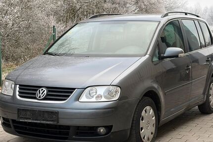 VW Touran 221.000 km 690 &euro; Mietingen 88487