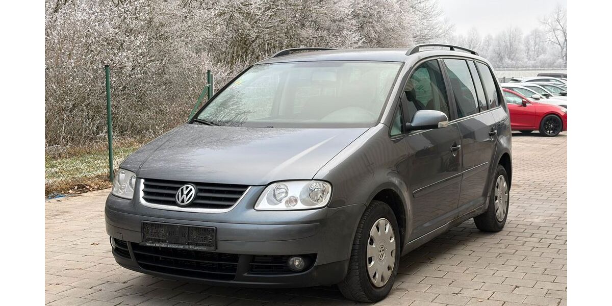 VW Touran 221.000 km 690 &euro; Mietingen 88487
