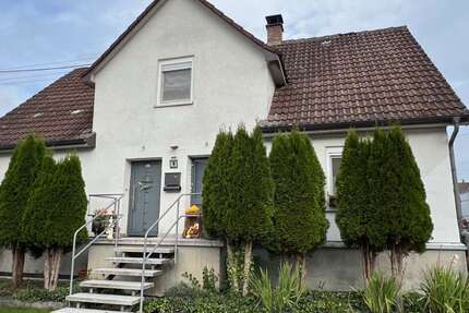 Haus zum Kaufen in Laupheim 275.000 € 130 m² 5 zimmer
